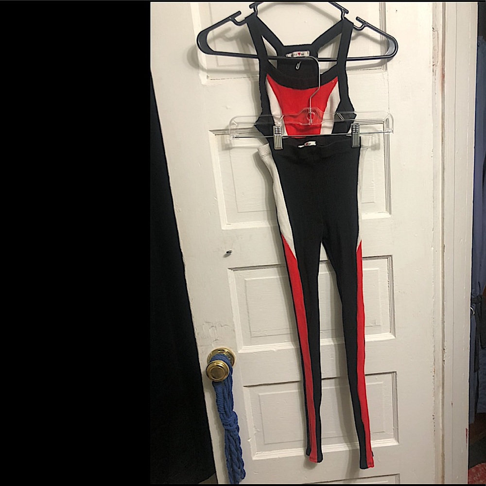 Two piece - Picture 3 of 3